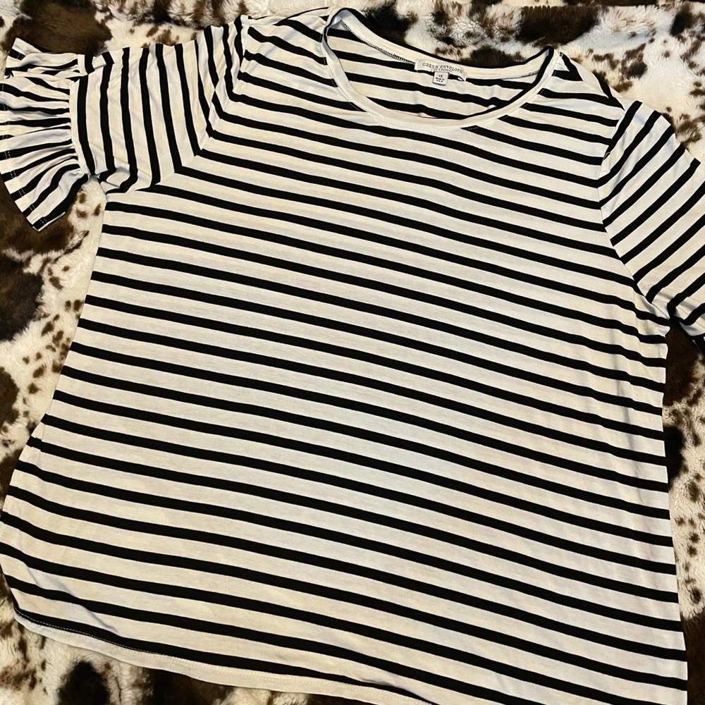 Green Envelope white and navy striped top 1X - Picture 6 of 6